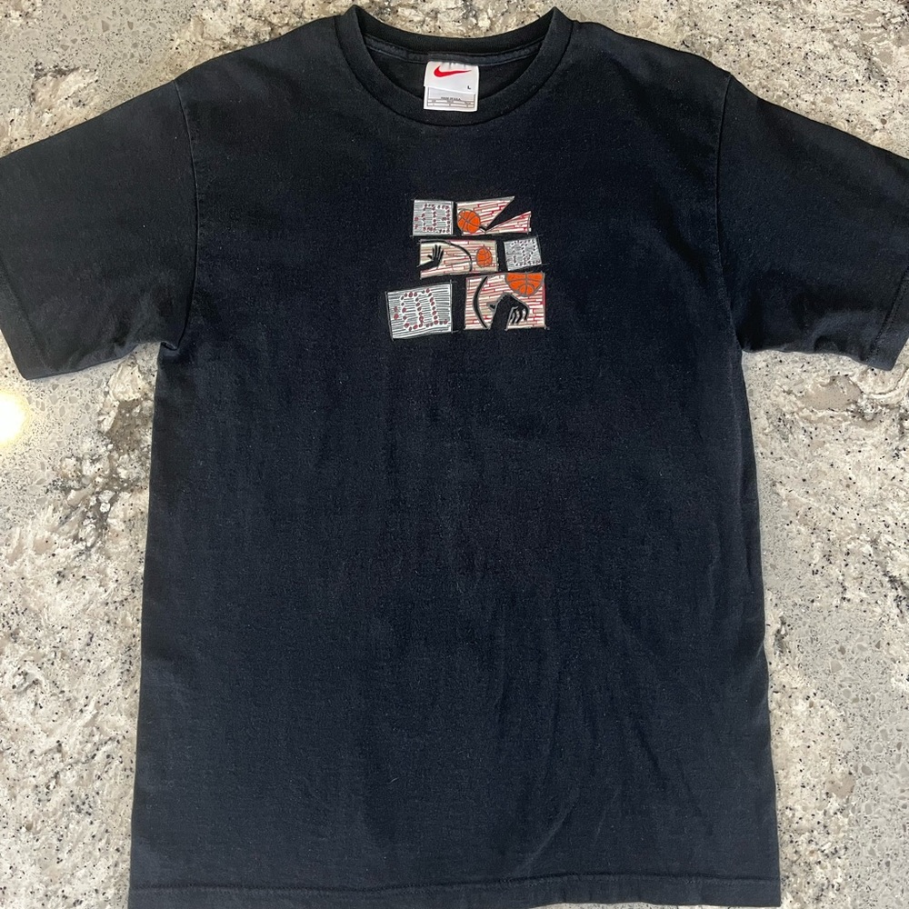 Vintage 90s Nike Basketball Graphic Tee